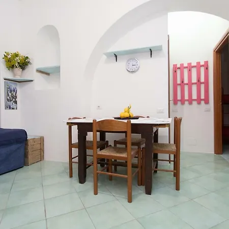 Apartment Casa Pan Canneto (Lipari)